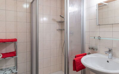 Accommodation:&nbsp;Al Vietta 822.4