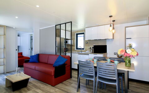 Accommodation:&nbsp;Premium Cocoon 649.3