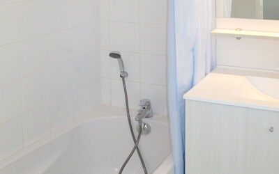 Accommodation:&nbsp;Le Domaine des Grands Lacs 699.1
