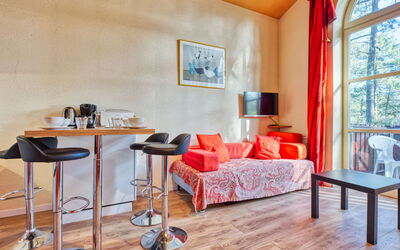 Accommodation:&nbsp;Hameaux du Golf 140.2