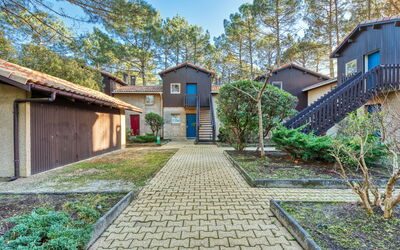 Accommodation:&nbsp;Hameaux du Golf 140.2
