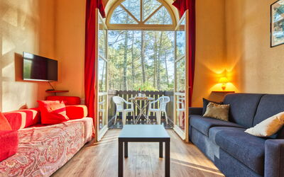 Hameaux du Golf 140.2: Hill, Highland, Hill Station, Rural Area, Estate, Forest, Plantation, Eco Hotel, Farmhouse, Valley