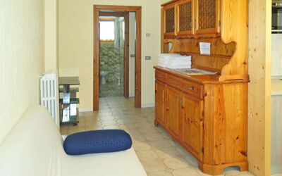 Accommodation:&nbsp;Trupion (Lii123) 694.2