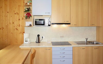 Accommodation:&nbsp;Trupion (Lii115) 694.1