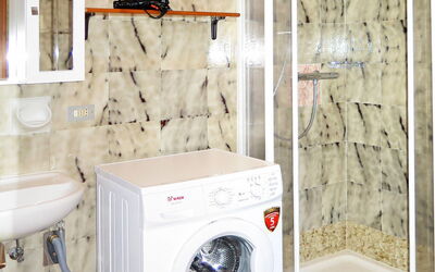 Accommodation:&nbsp;Trupion (Lii124) 694.3