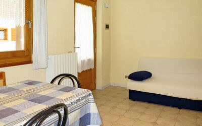 Accommodation:&nbsp;Trupion (Lii123) 694.2