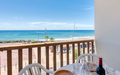 Accommodation:&nbsp;Ortal Océan 280.2