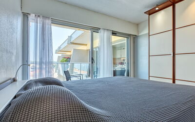 Accommodation:&nbsp;Casino 300.19