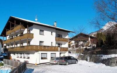 St Valentin San Valentino 619: Snow, Winter, Property, House, Sky, Town, Building, Neighbourhood, Home, Residential Area