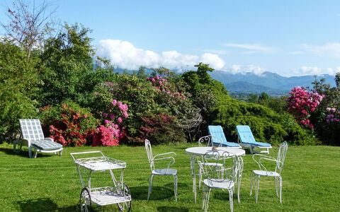 La Bertolina: Property, Lawn, Grass, Table, Garden, Sky, Furniture, Folding Chair, House, Yard