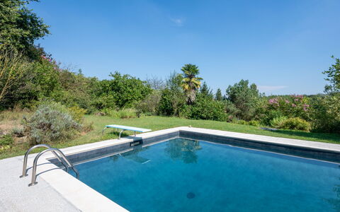 Carla: Water, Plant, Sky, Property, Swimming Pool, Azure, Tree, Shade, Grass, Body Of Water