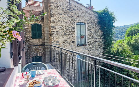 Casa Simona (Dol134): Building, Property, Daytime, Sky, Azure, Tableware, Plant, Neighbourhood, Fence, Cottage