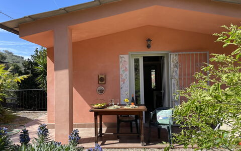 Casa dei Nonni (Imp425): Plant, Building, Property, Sky, Shade, Window, Door, Wood, Architecture, Land Lot