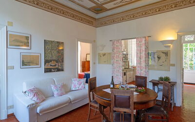 Costanza & Valeria (Pre133) 627.4: Furniture, Property, Picture Frame, Table, Couch, Wood, Living Room, Interior Design, Building, Flooring