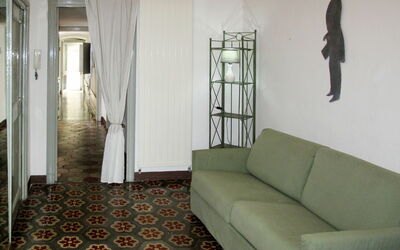 Ginevra (Flg209) 660.4: Room, Property, Furniture, Interior Design, Floor, Building, Living Room, House, Real Estate, Ceiling