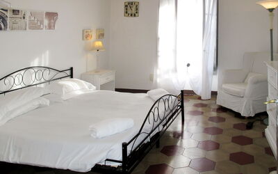 Accommodation:&nbsp;Ginevra (Flg209) 660.4