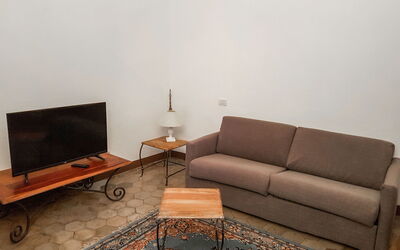 Accommodation:&nbsp;Tristano (Flg214) 660.6