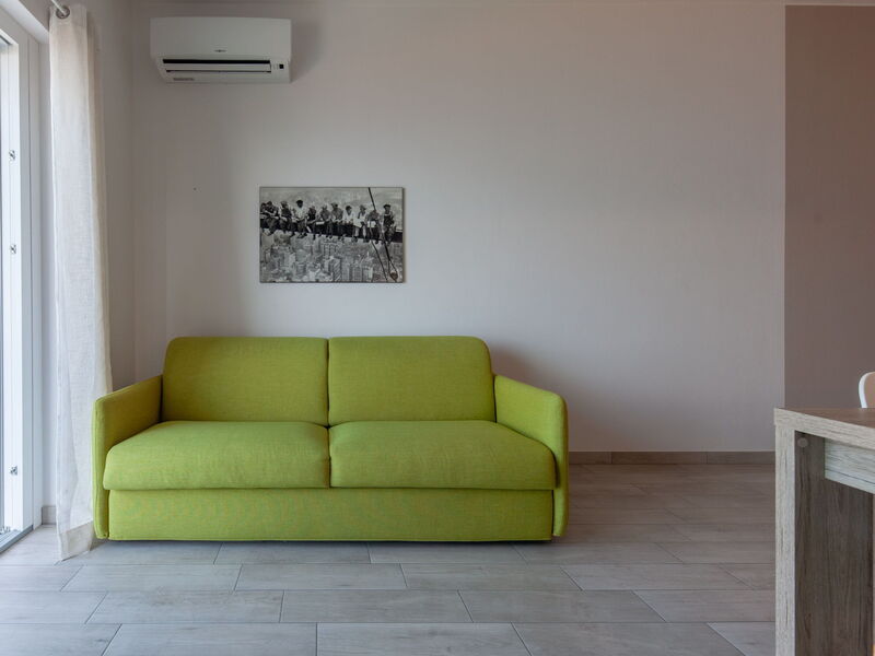 Accommodation:&nbsp;La Maison Blanche 699.2