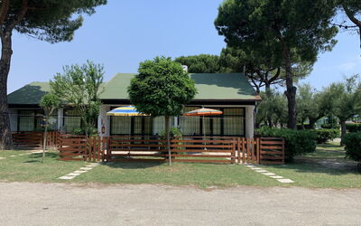 Accommodation:&nbsp;Dog'S Bungalow 651.3