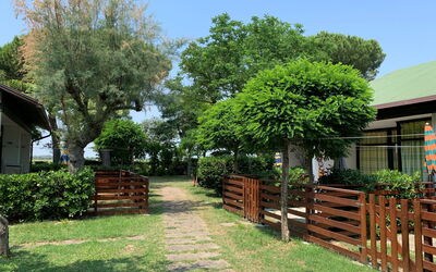 Accommodation:&nbsp;Dog'S Bungalow 651.3