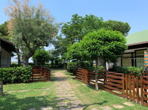Accommodation:&nbsp;Dog'S Bungalow 651.3