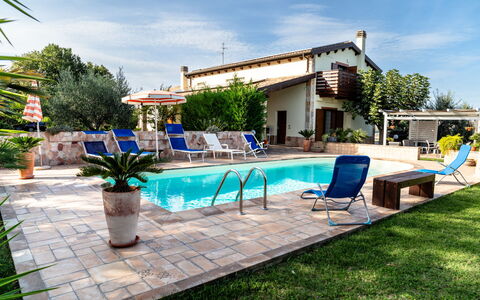 Rêve D'Or: Sky, Water, Plant, Cloud, Building, Swimming Pool, Azure, Chair, Flowerpot, Outdoor Furniture
