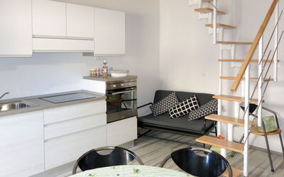 Accommodation:&nbsp;Serrani 620.4
