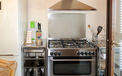 Accommodation:&nbsp;Serrani 620.4