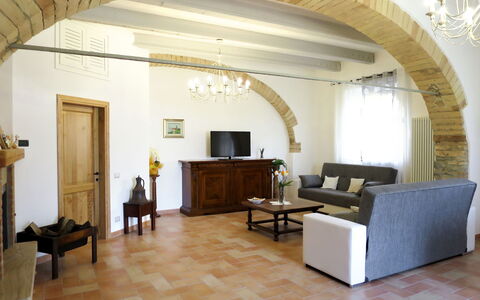 Pomarance 648: Room, Property, Building, Interior Design, Furniture, Arch, Floor, Living Room, Architecture, Ceiling
