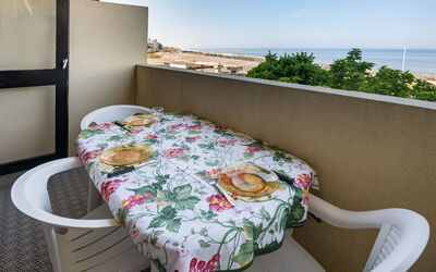 Accommodation:&nbsp;Les Océanides 600.9