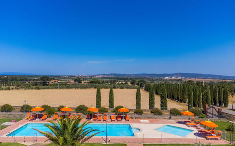 Scarlino 648: Sky, Plant, Daytime, Tree, Land Lot, Swimming Pool, Grass, Leisure, Landscape, Urban Design