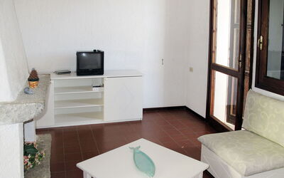 Accommodation:&nbsp;Baia Santa Reparata - Trilo 6 646.3