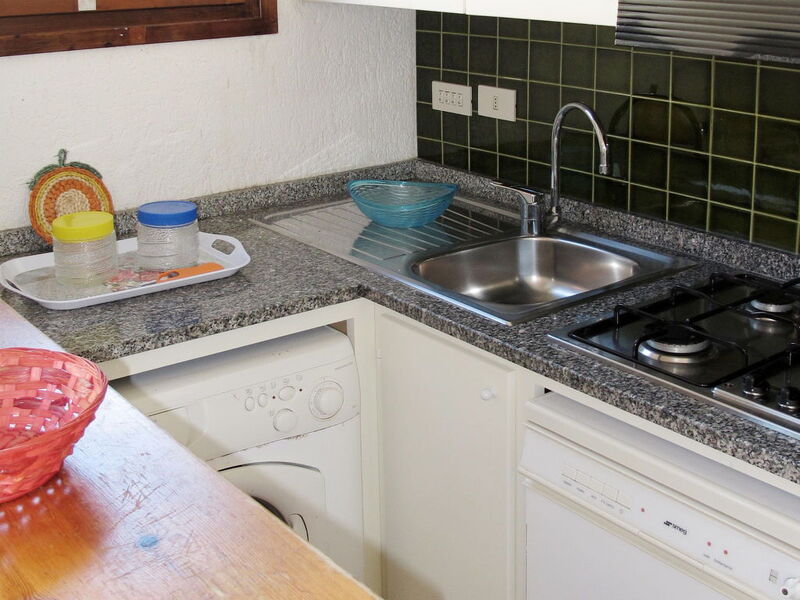 Accommodation:&nbsp;Baia Santa Reparata - Trilo 6 646.3
