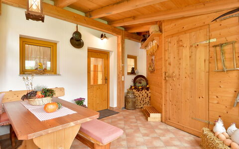 Comfortappart Eberharter: Room, Property, Building, Interior Design, Furniture, Ceiling, House, Table, Real Estate, Home