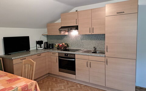 Maiklerhof: Cabinetry, Countertop, Sink, Property, Furniture, Tap, Kitchen Stove, Kitchen Sink, Building, Kitchen Appliance