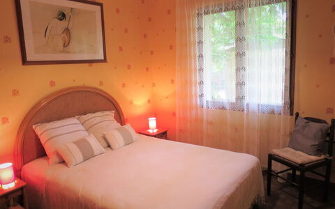 La Rose des Sables: Bedroom, Bed, Room, Furniture, Property, Bed Sheet, Bed Frame, Interior Design, Bedding, Wall