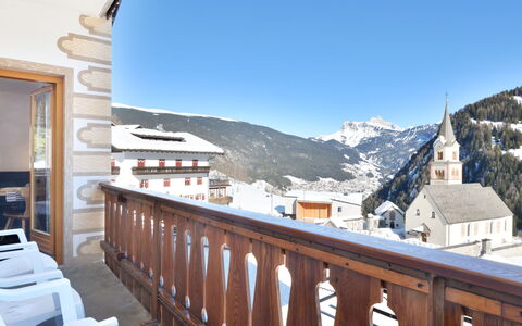Kostner: Mountain Range, Ridge, Alps, Valley, Balcony, Massif, Mountain Village, Glacial Landform, Summit