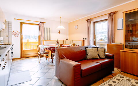 Accommodation:&nbsp;Carmen 658.2
