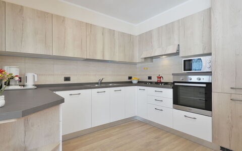 Accommodation:&nbsp;Bernard 634.3