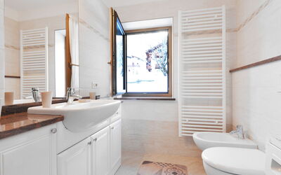 Accommodation:&nbsp;Bernard 634.1