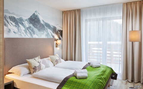 Sankt Michael im Lungau 644: Bedroom, Furniture, Room, Bed, Interior Design, Property, Wall, Bed Frame, Curtain, Bed Sheet