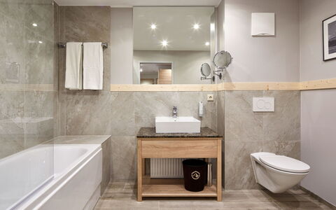 Sankt Michael im Lungau 644: Bathroom, Room, Property, Tile, Floor, Interior Design, Wall, Furniture, Plumbing Fixture, Bathroom Cabinet