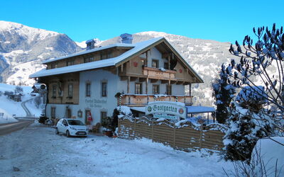 Zell Am Ziller 709: Snow, Winter, Property, Home, House, Mountain, Sky, Real Estate, Hill Station, Freezing