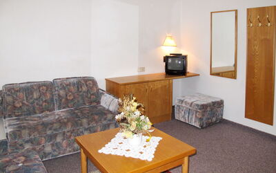 Miramonte (Soe732) 729.2: Room, Property, Furniture, Table, Interior Design, Floor, Building, Living Room, House, Real Estate