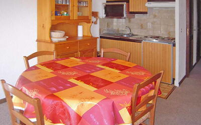 Accommodation:&nbsp;Veronica, Anna Maria Et Corina (Chl167) 651.3