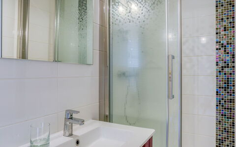 Trinquart: Bathroom, Tile, Room, Property, Interior Design, Tap, Architecture, Glass, Bathroom Accessory, Floor