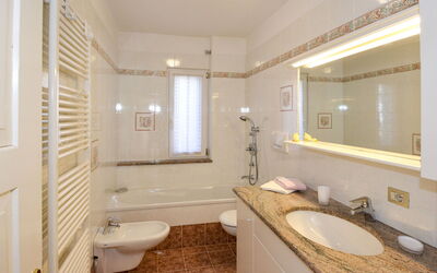 Accommodation:&nbsp;Casa Deluca 651.1