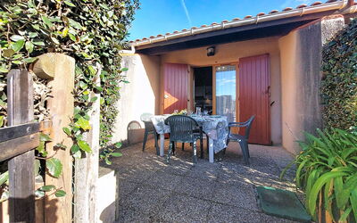 Plage Sud 190.4: Residential Area, Swimming Pool, Resort, Shade, Outdoor Furniture, Hacienda, Eco Hotel, Villa, Hotel