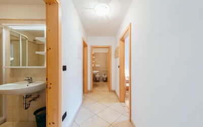 Accommodation:&nbsp;Brunel (Sof772) 664.3