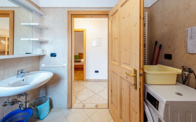 Accommodation:&nbsp;Brunel (Sof773) 664.2